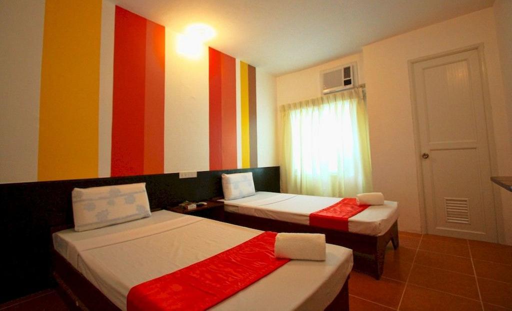 Travelbee Heritage Inn Dapitan Стая снимка